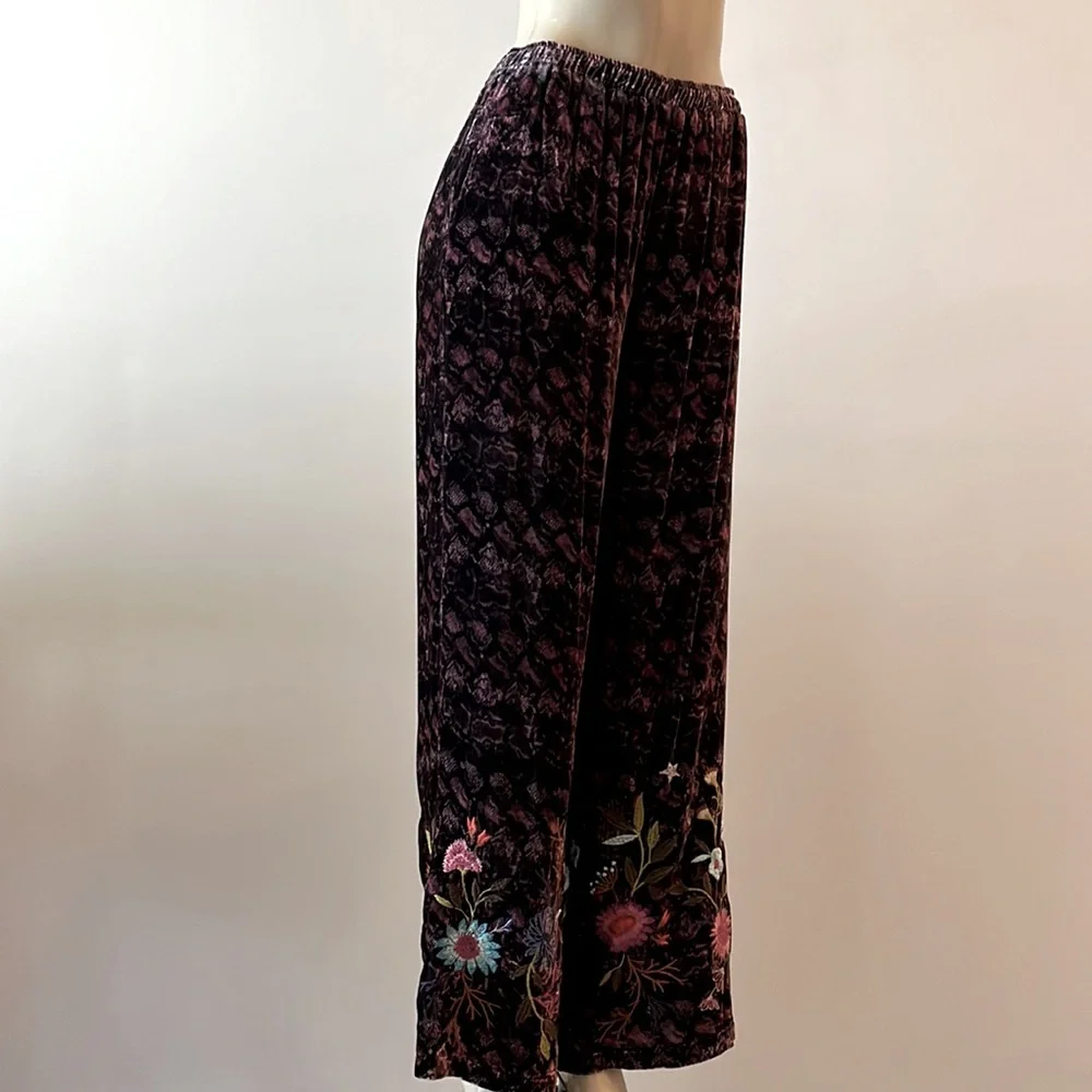 Johnny Was Los Angeles Ulla Floral Embroidered Velvet Pants Black Small - Picture 3 of 9